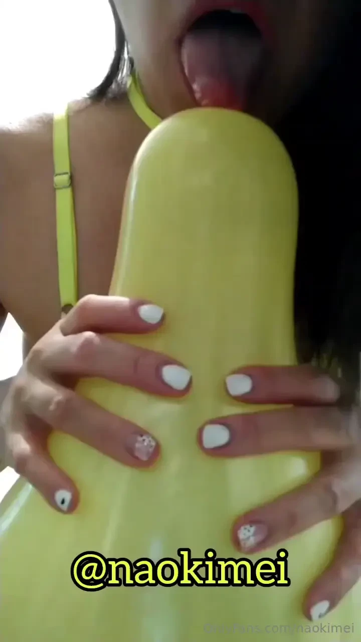 Let s play babe i will turn you on before you can say anything 