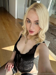 My go-to hot office look part 1