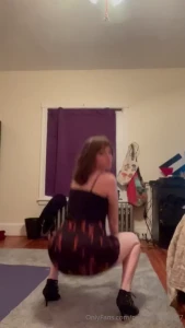 Twerking in my room