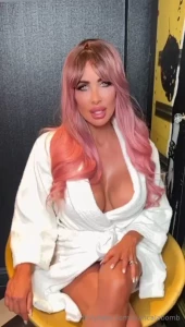 Like the wig