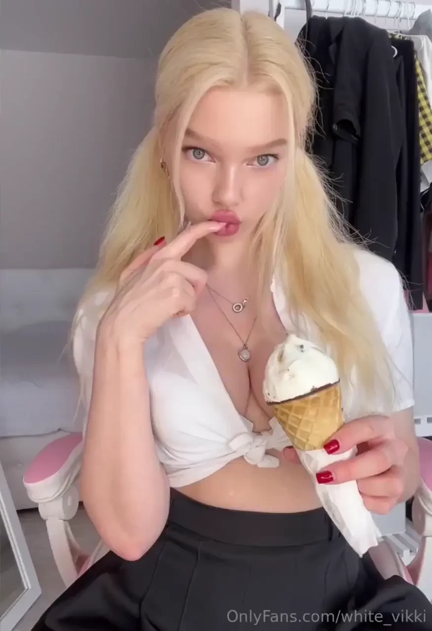 Girls only need a promise of the whole world to be happy and some ice 