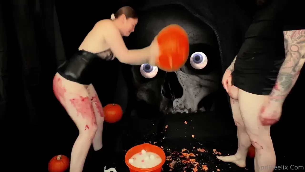 For todays messy monday video i just have to throw back to last year 