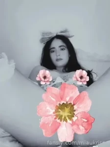 Les dejo un video deli d ndome amor con un juguete