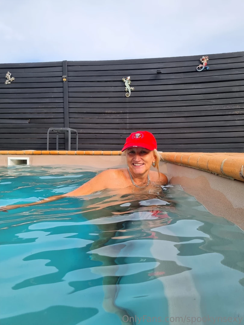 Sorry guys i forgot to post yesterday so i will make up for it been a 