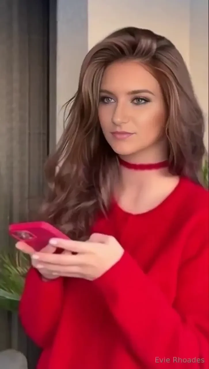 Xoxo who do you think i m talking you hint you 