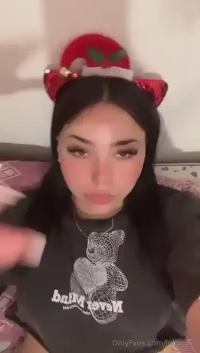 Who wants to see me stick something big in this slutty mouth 