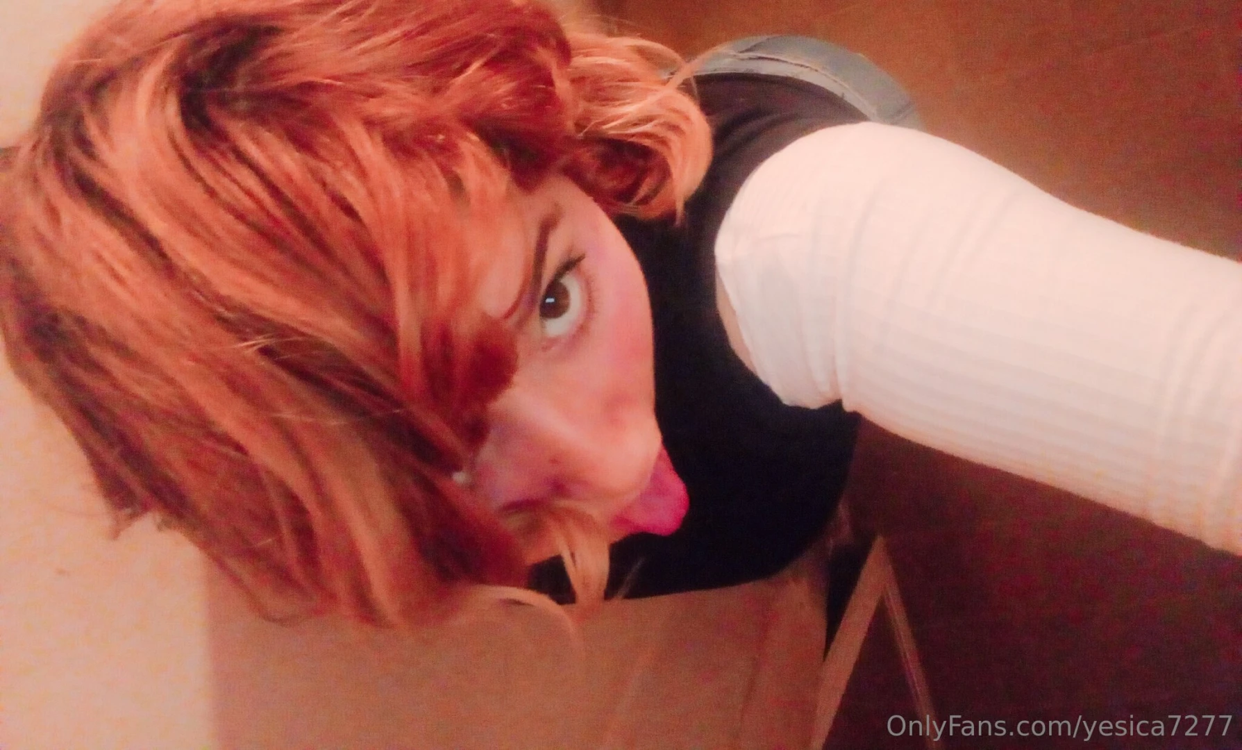 Soy una ni a con fr o con ganas de que me calienten 