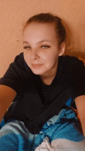 Wie findest du mein aussehen hab mal was neues ausprobiert steht es