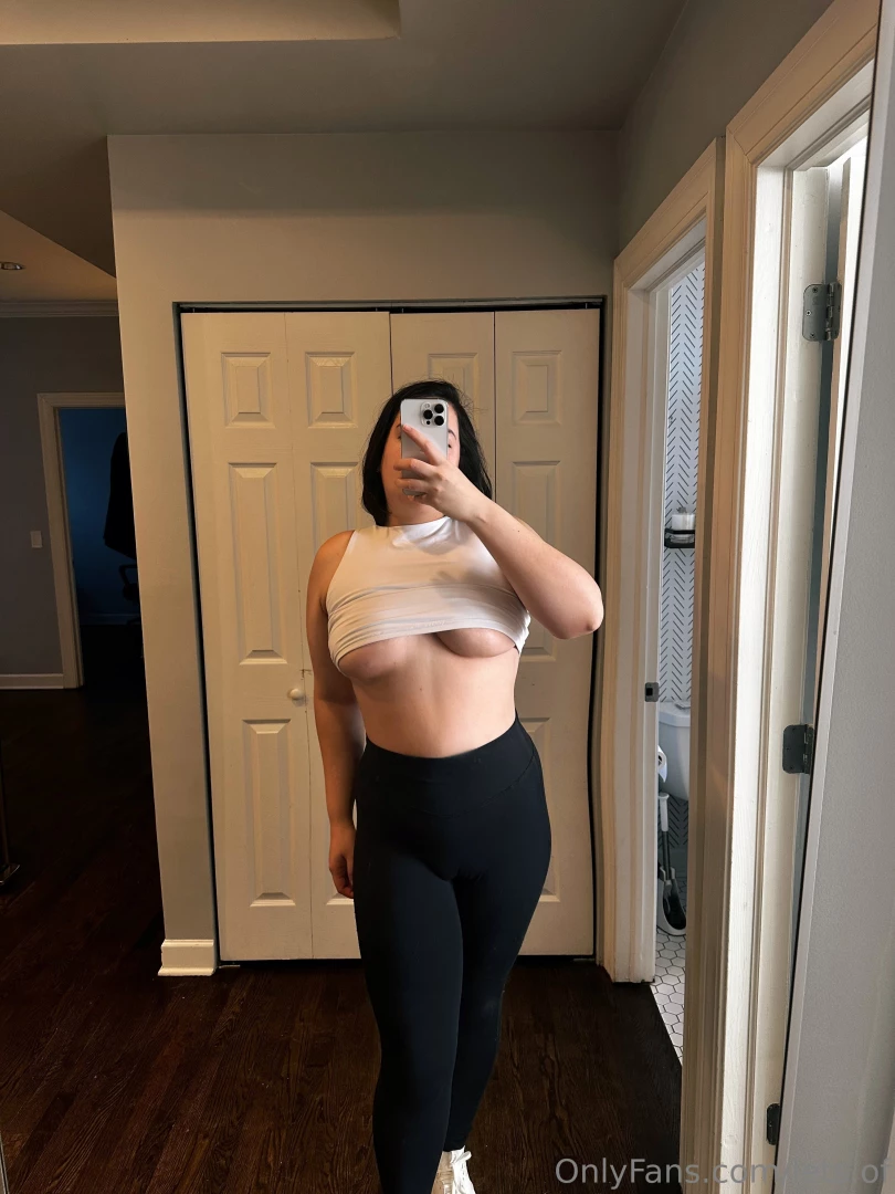 I got titties like a pornstar except mine are natural 