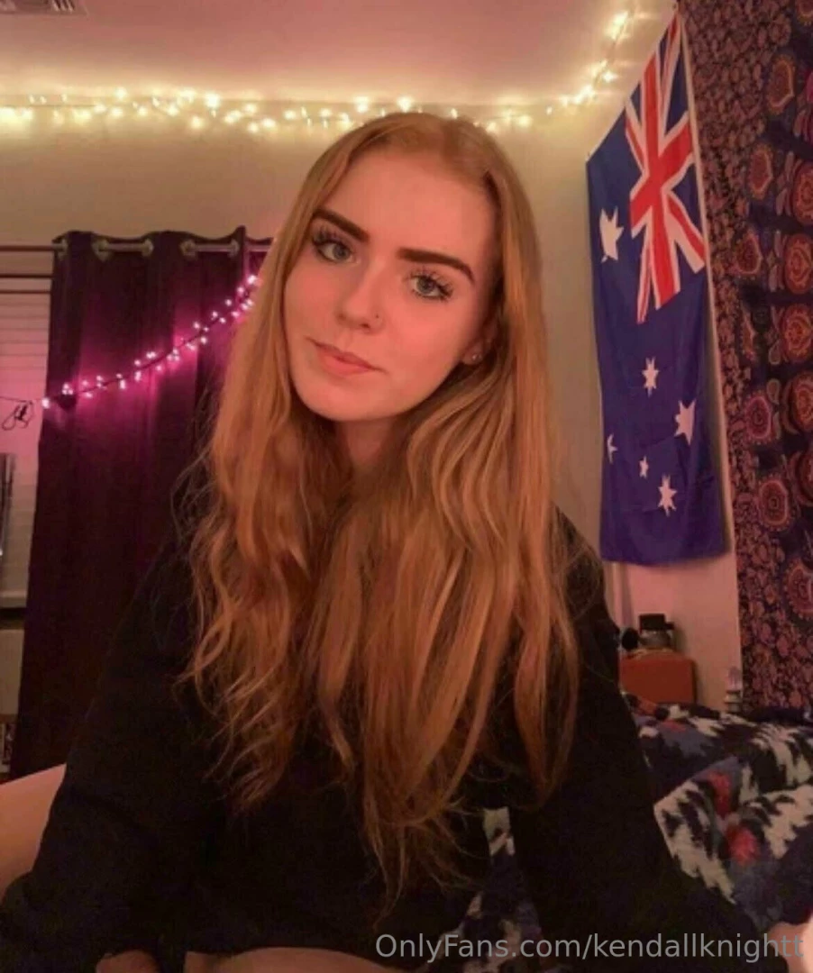 Aussiebabe19 is the dick sucking queen on of free now aussiebabe19 part 105 