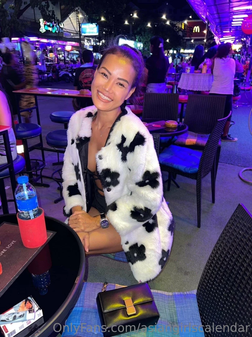 Hello from pattaya by salika yourgoldfish 