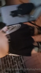 Hot goth girl at your service want a dance