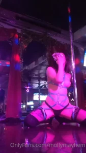 I like these blues together there s a 4 min long video of me eating a