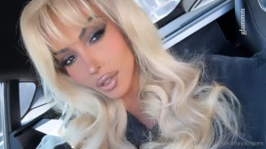 Servinggggg blonde bomb shell for u todayyyyyy