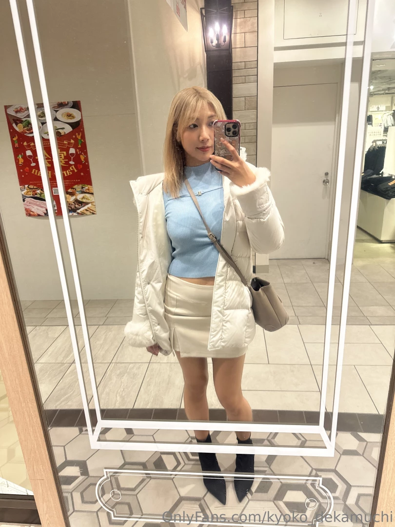 Wanna come to the women s bathroom with me i know you do little perv part 1 