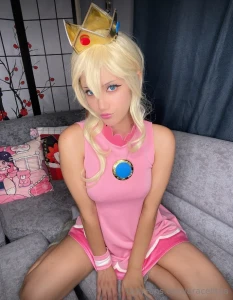 I m usually just watching anime reading manga or playing some part 31