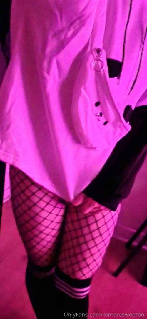 Do you like my new hoody commission open linktree http inktr ee part 1 