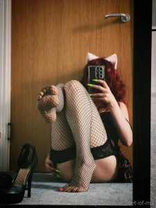 Kitty wanna play 1 4 part 2