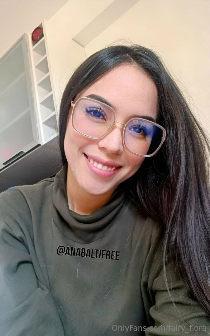 You will fall in love with my pretty face and my sweet body part 198 