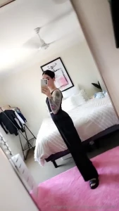 Anyone wanna play boyfriend girlfriend i m bored pluuuus it s cold amp