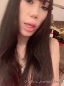 Looking pretty and jerking off for daddyyy