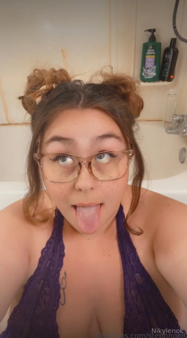 - stephnoella stats 28-year-old curvy bbw with massive f-cup tits and part 1 