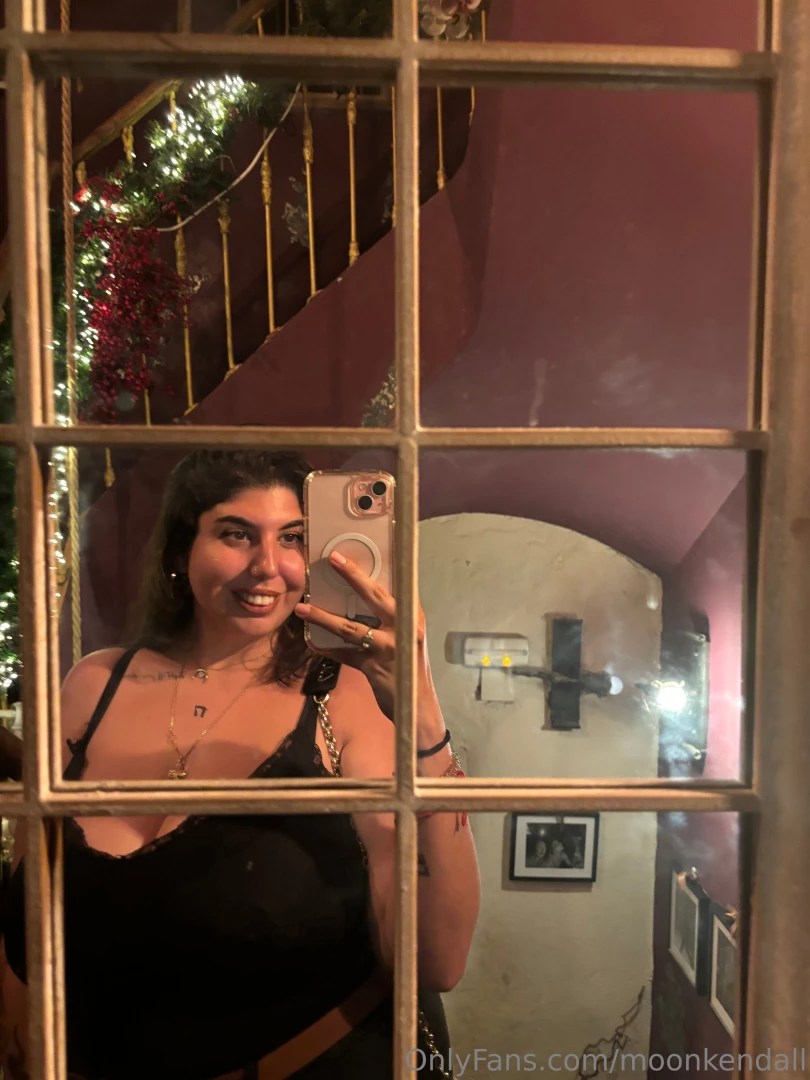 Photo in the mirror part 1 