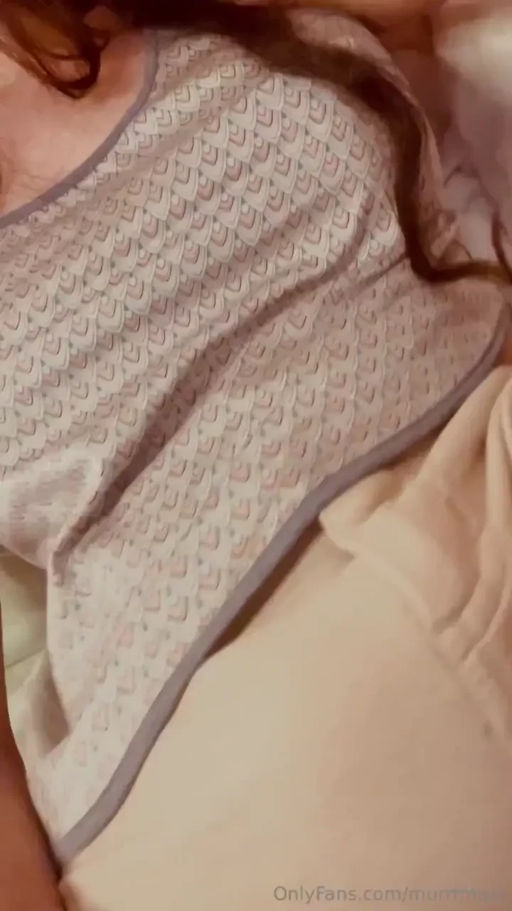 Clips and pics hanging out today 