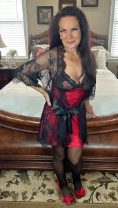 Satin amp lace