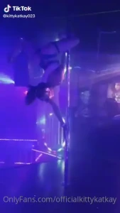 Missing pole dancing can t wait to get a new pole part 1