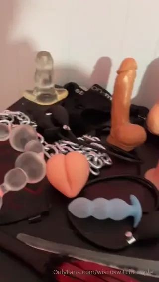 Daddy asked me to wreck his ass tonight how should i use that hole 