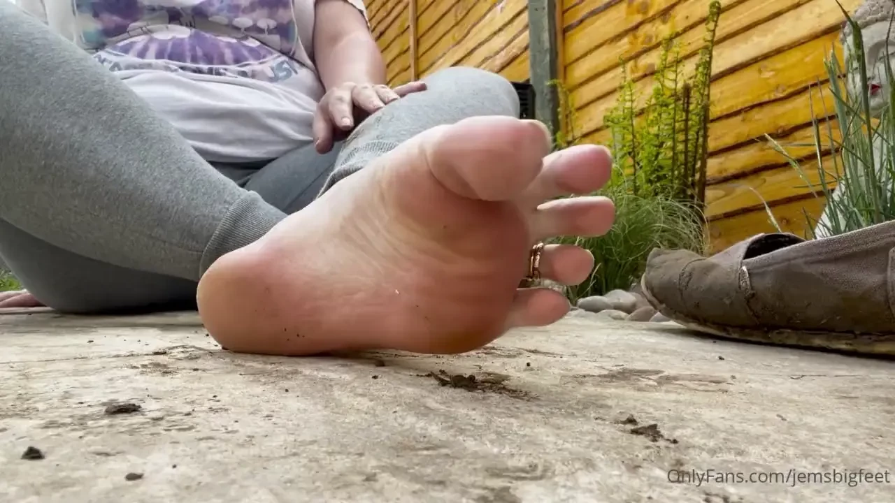 Wore the wrong shoes got a blister rip toms part 1 