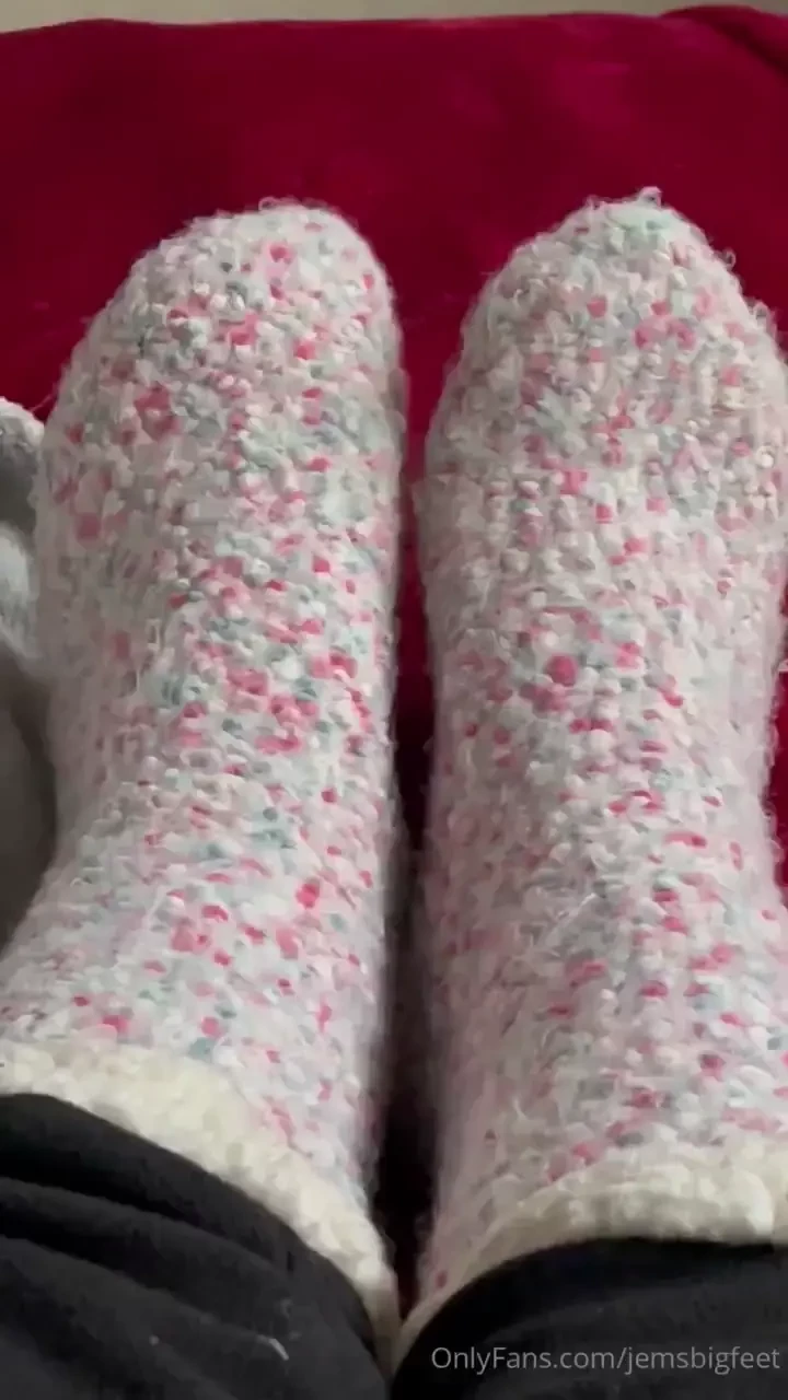 Foot pack and cosy socks 