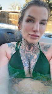 Who likes the color