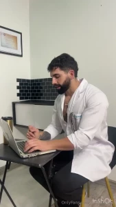 Soy el doctor nicobravo2 bienvenido a mi consulta subir tu temperatura