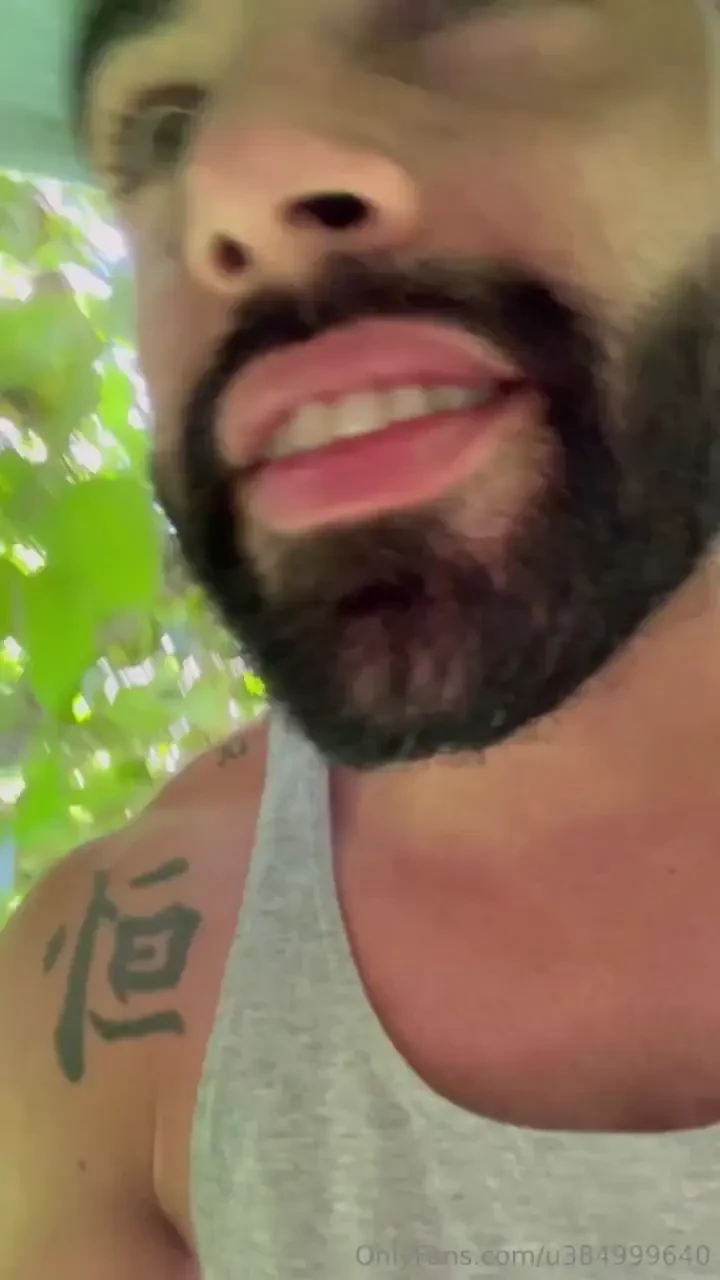 Primera paja en un lugar p blico me fui a escondida acomp ame 