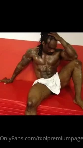 In my tupac voice cuuum with me