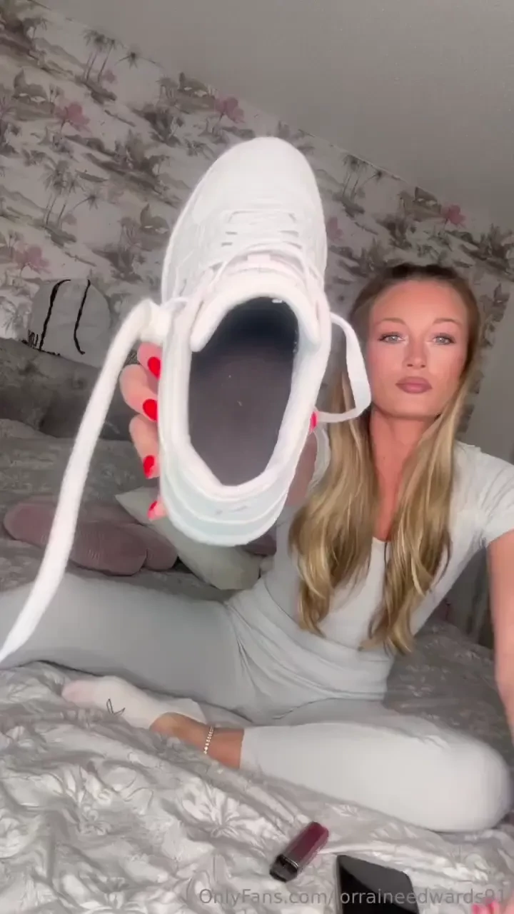 Smell my sweaty yoga trainers socks and feet 