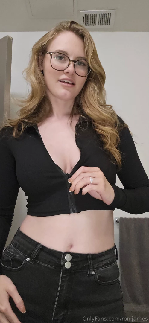 This little jacket just couldn t contain my tits part 2 
