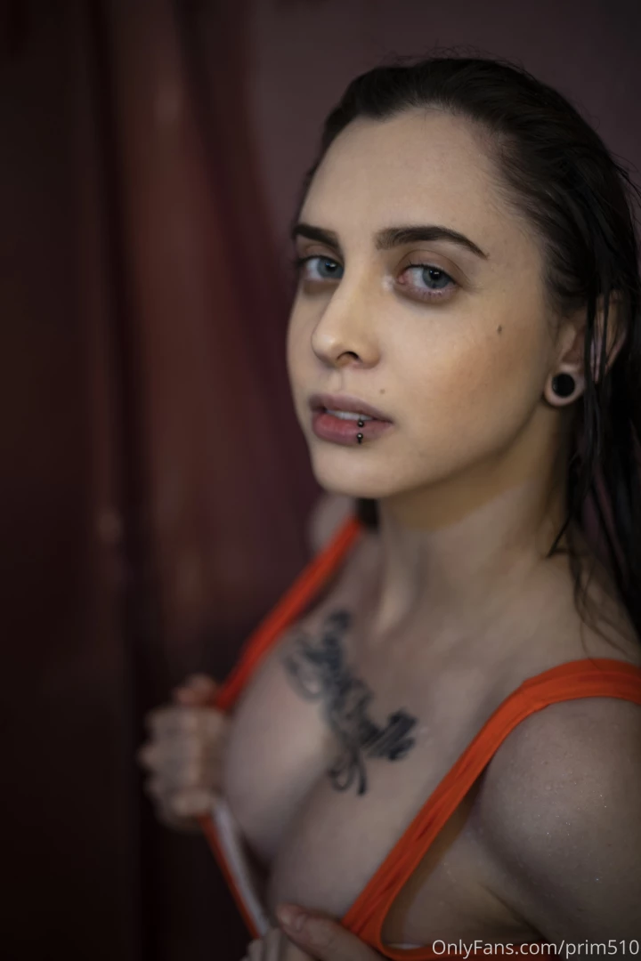 Lets get wet i used to hate the color orange but it s grown on me 