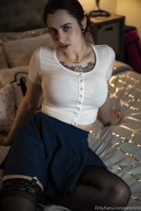 Wanna watch me strip out of this outfit i think you do