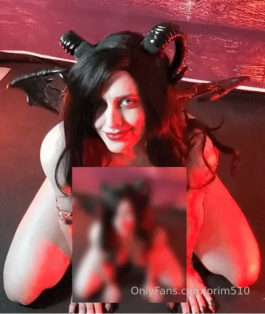 Watch me flap my succubus wings 