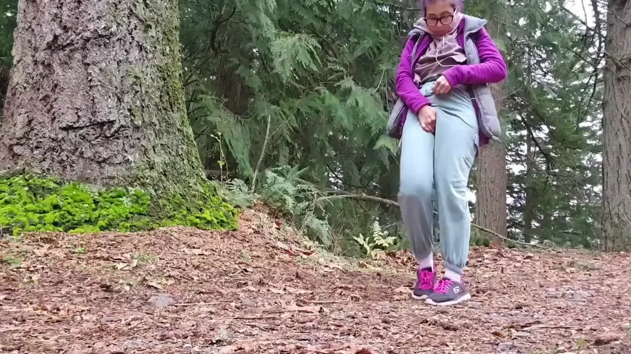 Pee with me today three pees in three ways pee nerdyfaery piss 