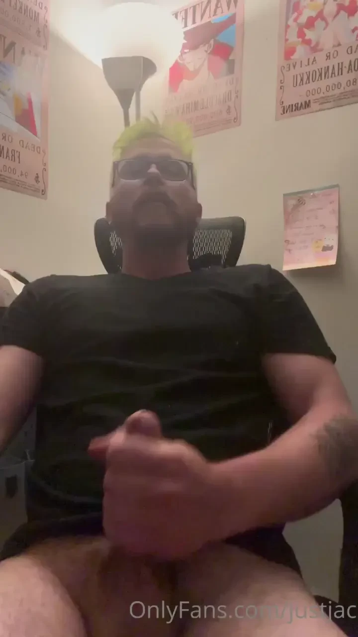 Little cumshot for y all 