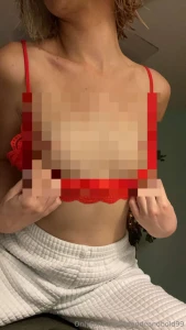 Swipe to see more dm me i m soooo horny let me tell all the things i d