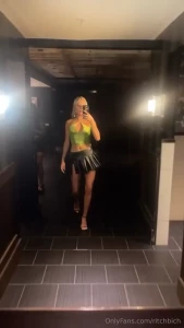 Brat - beautiful rich and talented part 1