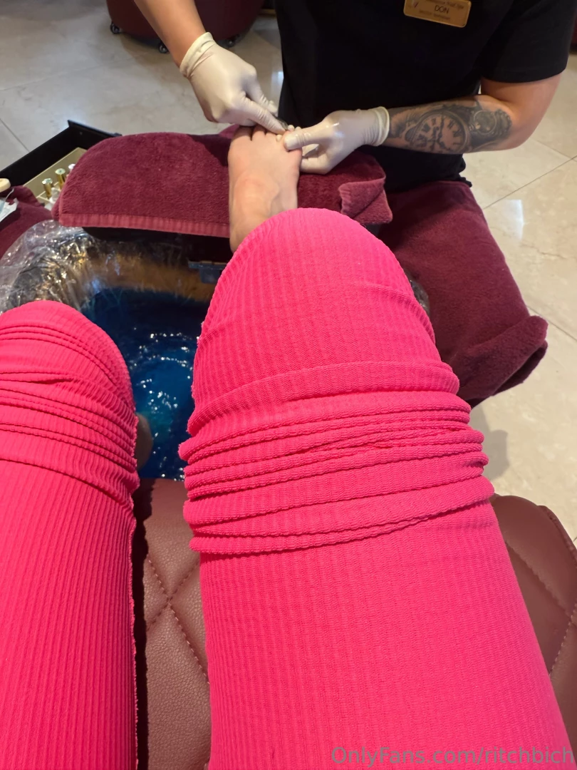 Getting my nails and toes done for you baby 