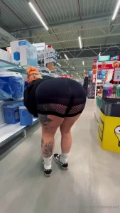 Pov oot ostamas munkaa kylm laukkuu you re buying an cooler bag w me