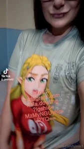 New shirt feels are amazing zelda is a babe thank you daddy xx