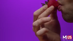 Scene coming out tonight for us model media with piage owens go check